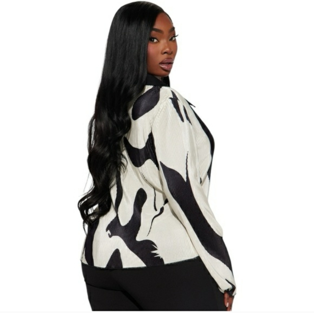 Fashion Nova 3X Zahara Button Down Abstract Shirt Top, Long Sleeve Collar NWT - Picture 6 of 9